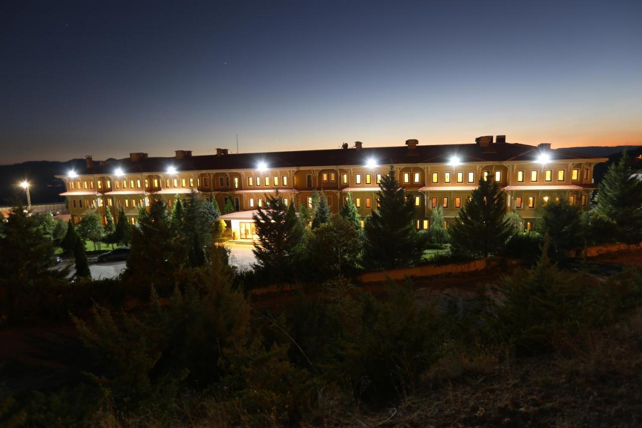 Ermenek Selcuklu Otel Екстериор снимка